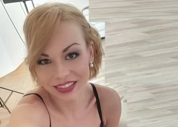 Rebecca Black Biography, Age, Height, Family, Boyfriend & More 12 Rebecca Black Biography, Age, Height, Family, Boyfriend & More