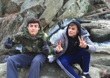 The Dolan Twins Biography, Age, Height, Family, Girlfriend & More